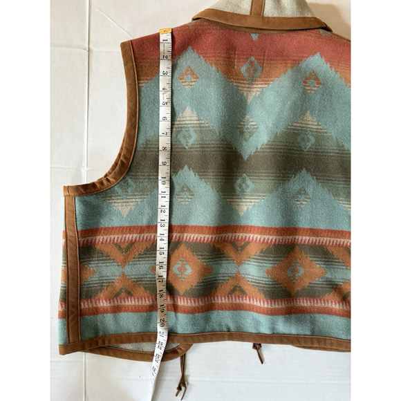Pendleton Women's Multicolor Wool Vest - Picture 9 of 10